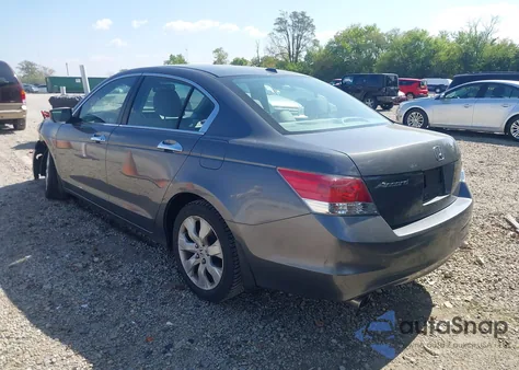 2010 Honda Accord 3.5 Ex-L z USA, uszkodzony, nr VIN 1HGCP3F88AA015222